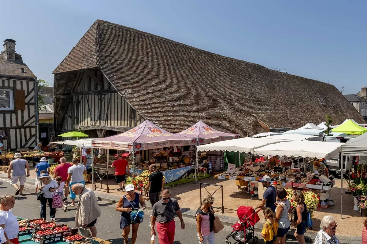 Dives-sur-Mer market, Dives-sur-Mer